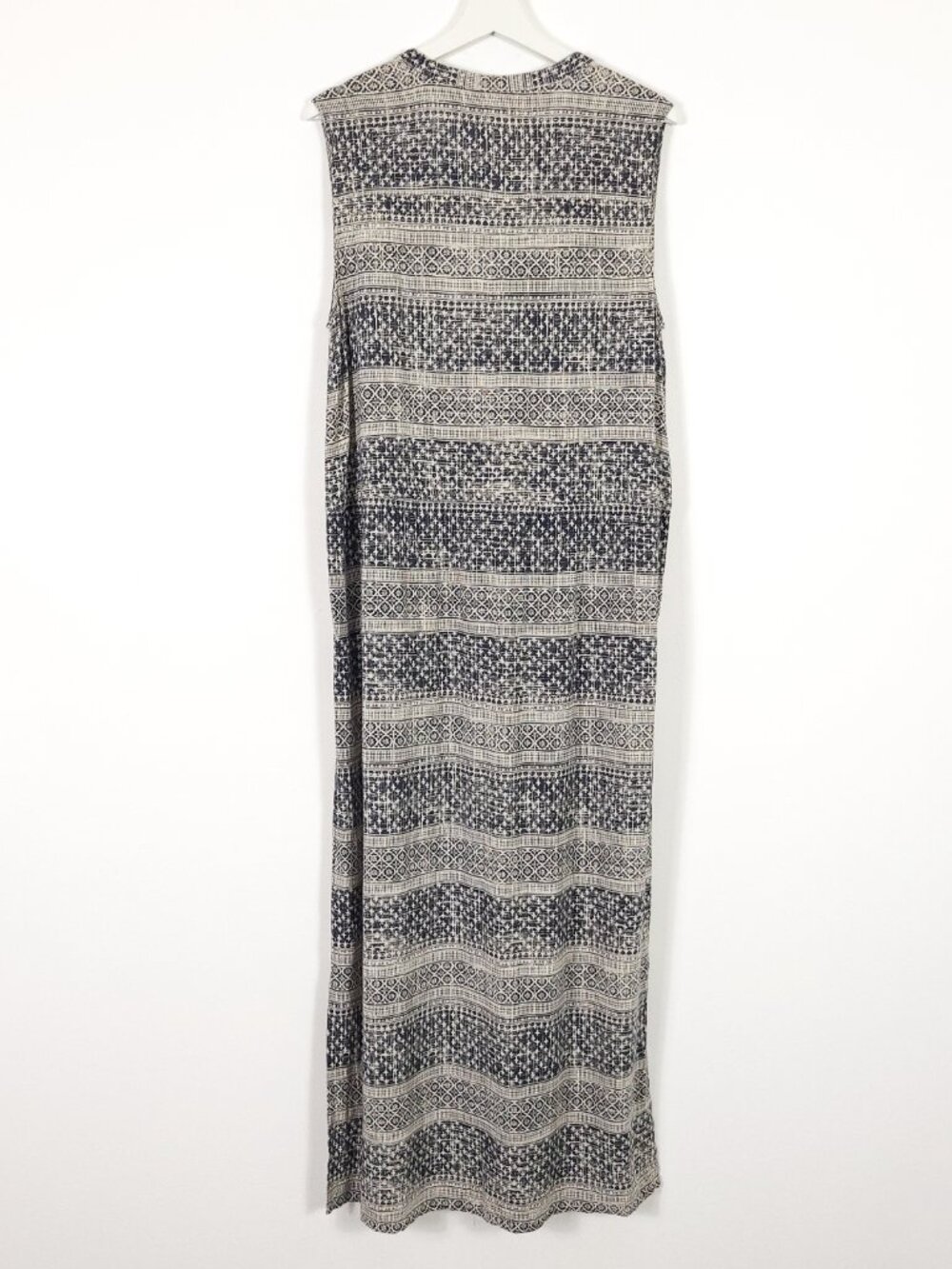 Caslon Maxi Dress - Picture 9 of 10